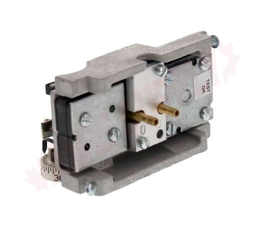 Photo 4 of T-4002-9008 : Johnson Controls T-4002-9008 Pneumatic Thermostat, Direct Acting, 2 Pipe, 13-29°C