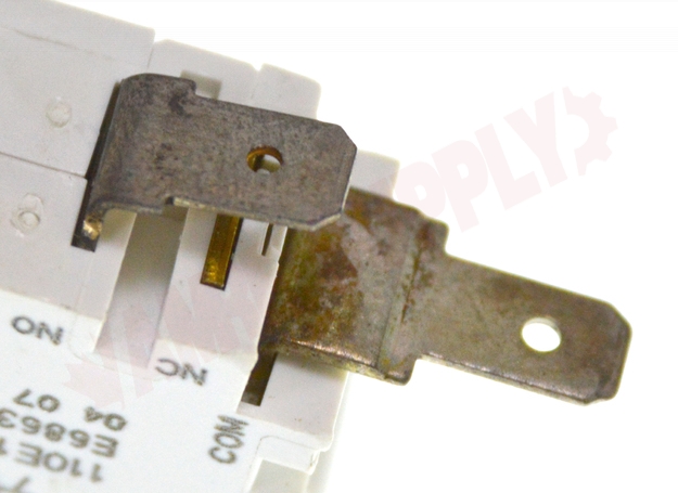 Photo 11 of 5303281044 : Frigidaire Dryer Door Switch