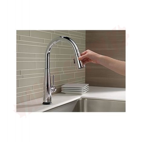 Photo 5 of 9113T-DST : Delta Essa Single Handle Pull-Down Kitchen Faucet with Touch2O Technology, Chrome