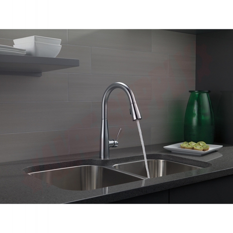 Photo 4 of 9113-AR-DST : Delta Essa Single Handle Pull-Down Kitchen Faucet, Chrome