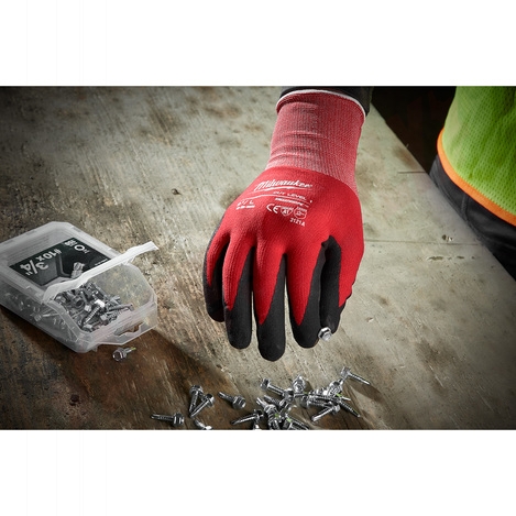 Photo 5 of 48-22-8916 : Milwaukee Cut Level 1 Nitrile Dipped Gloves, Large, 4/Pack